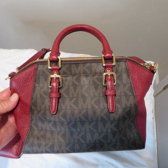 MICHAEL Michael Kors Red Pebble and MK Leather Satchel Crossbody and Wallet Set - Picture 5 of 15